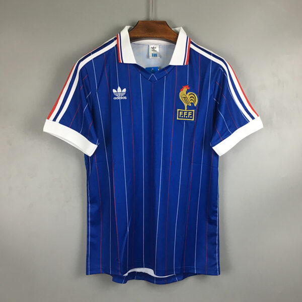 FRANCE 1982 - HOME