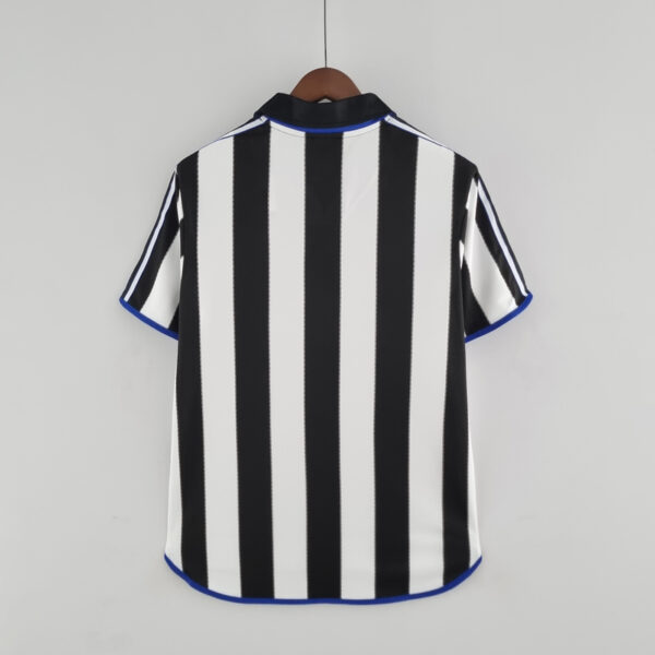 NEWCASTLE 2000/01- HOME - Image 2