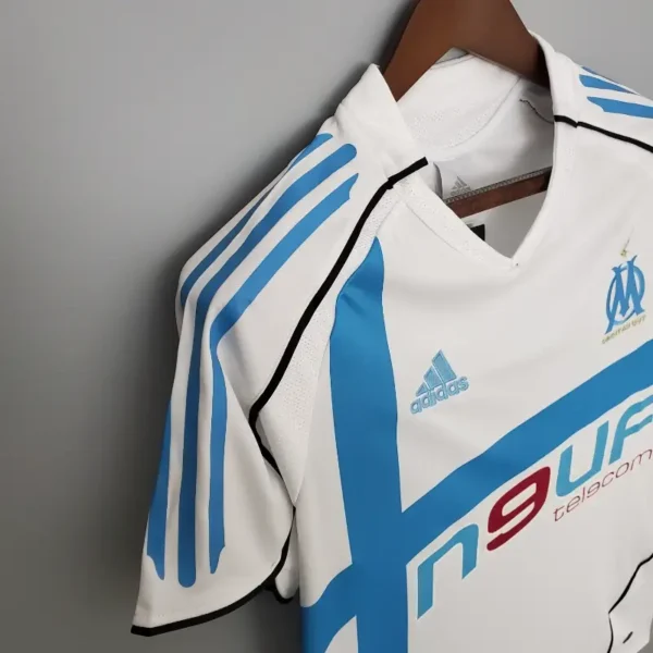 OM 2005/06 - HOME - Image 3