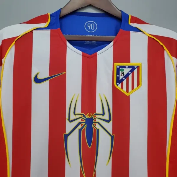 ATLETICO 2004/05 - HOME - Image 3