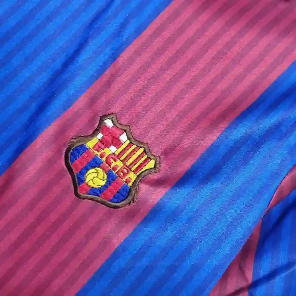 BARCELONA 1990/91 - HOME - Image 4