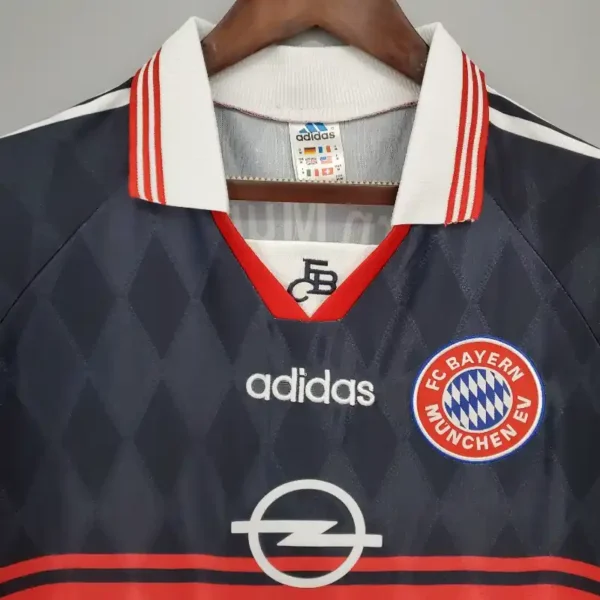 BAYERN MUNICH 1997/99 - HOME - Image 3