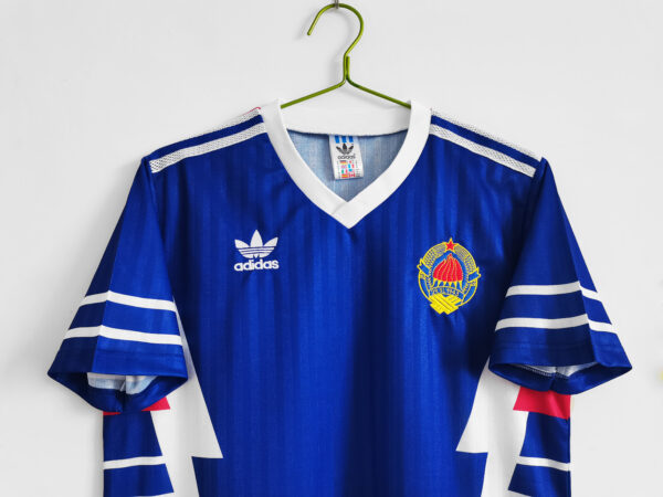 YUGOSLAVIA 1990 - HOME - Image 3